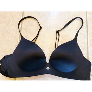 Victoria's Secret Very Sexy So Obsessed Wireless Push Up Bra